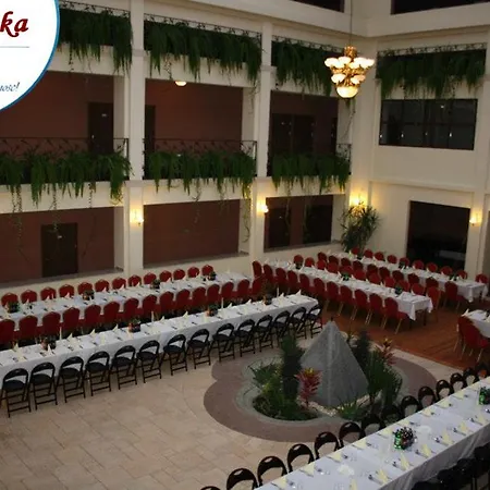 Goscinne W Centrum Kultury Wsi Polskiej Πάρκο διακοπών 3*